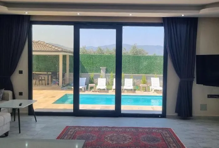 One-Bedroom Villa